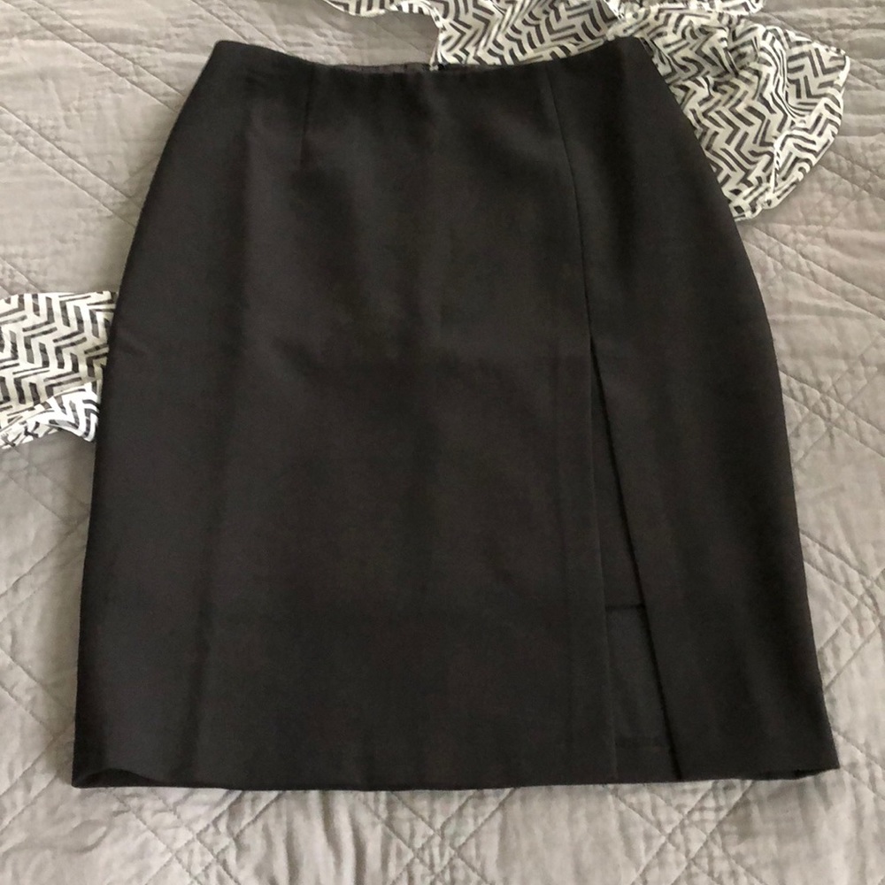 White House Black Market Skirt